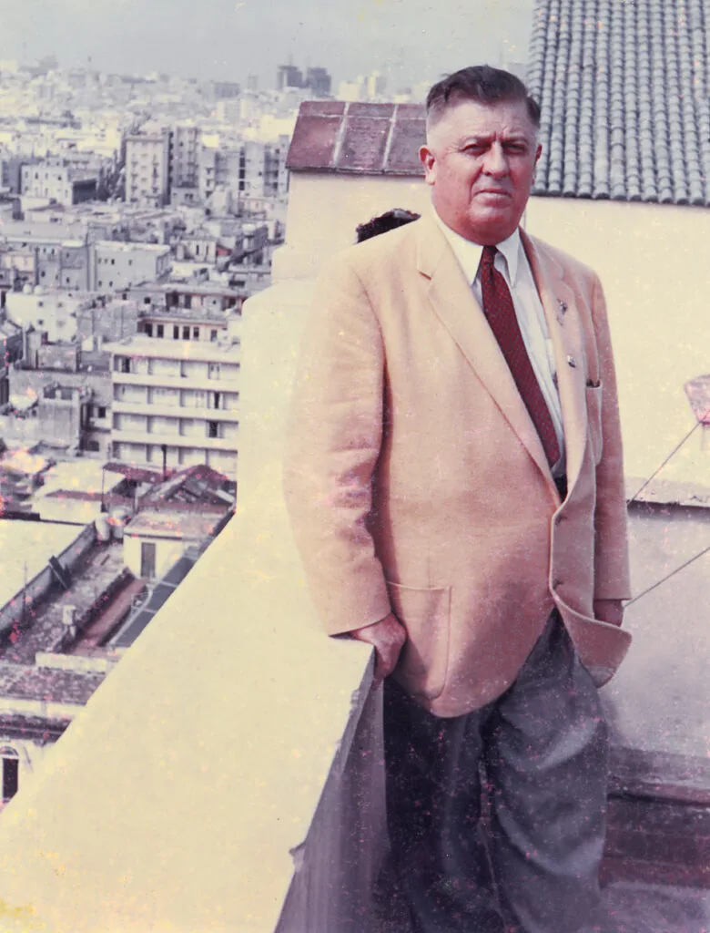 1946